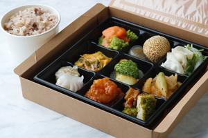 洋食と中華のミックス弁当