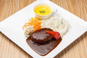 デミグラスハンバーグ ライス付
