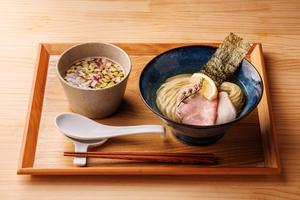 魚介薫る 貝ダシ汐 鰹昆布水つけそば(しお)