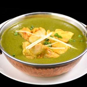 チキンほうれん草カレー Chicken ＆ Spinach Curry