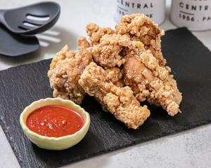 【人気No.3！】旨辛カリッと唐揚げ 5個入 Spicy fried chicken