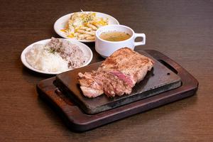 やっぱりステーキ人気No.1 やっぱりステーキ 300g【店頭価格にて販売開始！】