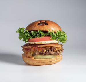 オニオンベーコンチーズエッグバーガー