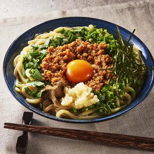 メガ盛り麺500g 台湾まぜそば 生卵・ラー油・酢付き・タレ2倍