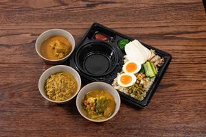 タンパク質20g取れる 健康カレー三種セット