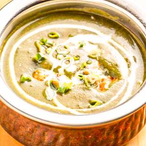 サグチキンカレー Saag Chicken Curry