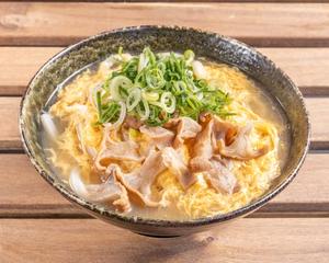 極み玉子とじかすうどん KIWAMI Fried Beef Offal Udon Noodles with Simmered Egg