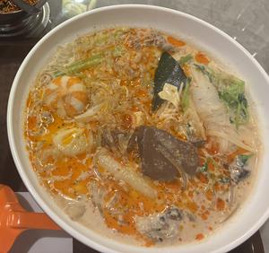 鴨舌麻辣湯