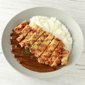 一番人気チキンカツカレーWhole Chicken Cutlet Curry
