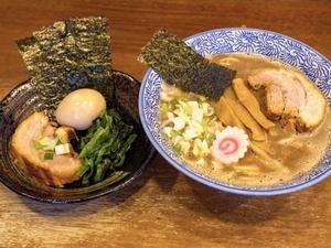 特製中華そば(全部のせ)
