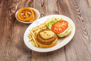ファラフェルバーガー FALAFEL BURGER