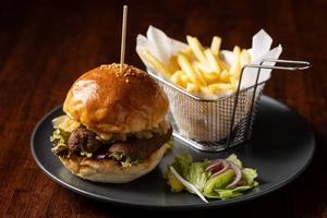 ベジタリアンバーガー Vegetarian Burger