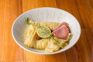 昆布水つけ麺