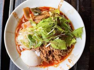 汁なし担々麺