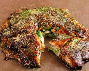 長田風お好み焼(要トッピング選択) Nagata Style Okonomiyaki