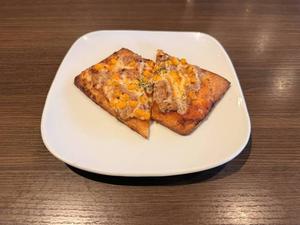 ツナマヨとコーンピザ