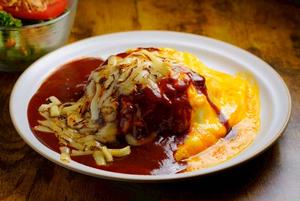 デミグラスチーズオムライス＆ミニサラダDemi-glace  Cheese Omelette Rice ＆ mini salad