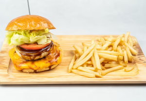 淡路島チーズバーガーポテトセット