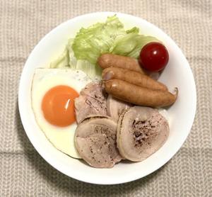 フライエッグ・ウインナー/炙りチキン【塩】