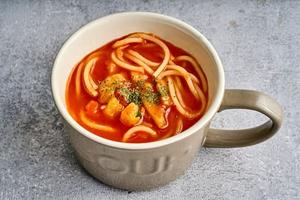 トマトスープパスタ