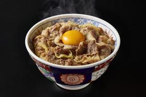 近江牛A5月見焼肉丼Grilled A5 oumibeef bowl original taste with topping raw egg