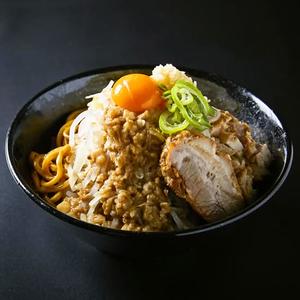 濃厚背脂 豚骨醤油【温玉付きまぜそば】