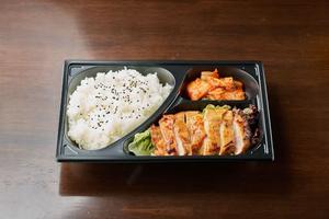 鶏肉弁当