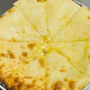 チーズナン Cheese nan