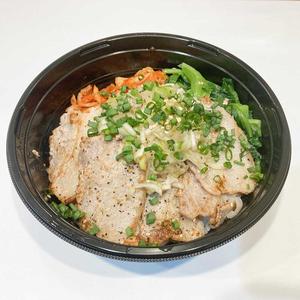 ネギ塩豚カルビ丼