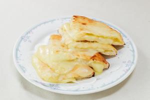 チーズナン  Cheese nan