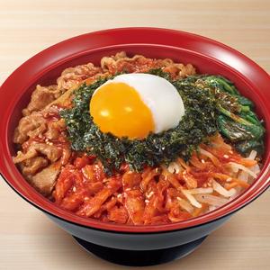 おんたま黒ビビンバ牛丼 Bibimbap-Style Gyudon w/ Soft-Boiled Egg & Seasoned Seaweed