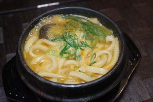 アサリとお野菜のテンジャン鍋焼きうどん