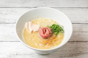 鶏ゅ白湯らーめん