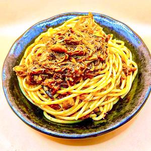 Oriental spicy chicken curry spaghetti オリエンタルスパイシーチキンカレースパゲッティ