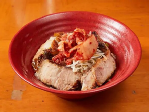 キムチチャーシュー丼