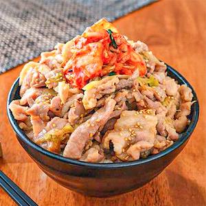 キムチにんにく醤油豚丼 肉大盛 (お肉400g)