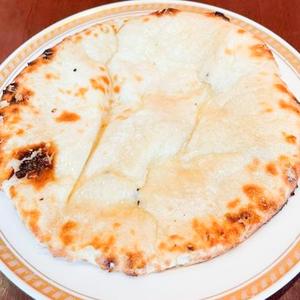ハニーチーズナン Honey Cheese Naan