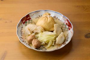 H・5種盛 水餃子・糸蒟蒻・桜島鶏団子・もち巾着・キャベツ