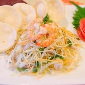 青パパイヤサラダ Papaya Salad