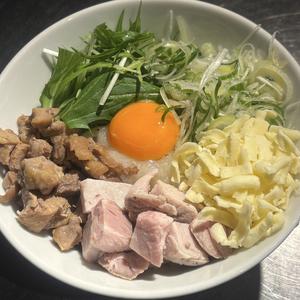 鶏まぜそばNORMAL チーズ乗せ
