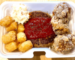 ザク旨唐揚げ3つ ＆ トマトソースハンバーグ160g！！！ 選べるポテト・ライスセット