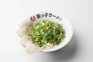 新鮮ねぎ増しラーメン
