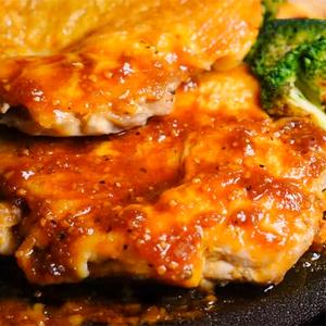 ステーキソーストリプルチキンステーキ弁当(360g)Steak sauce Chicken Steak Box