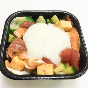 バラとろろ丼