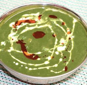 ほうれん草チキンカレー