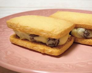 【人気No.2！】【冷凍】レーズンバターサンド 2個