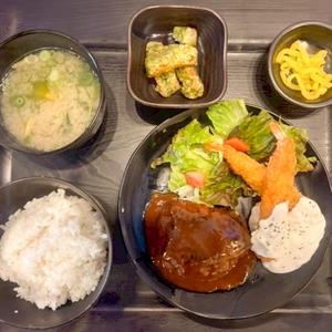 デミハンバーグ＆エビフライ弁当