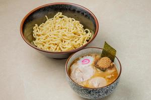ハッスルもりつけ麺