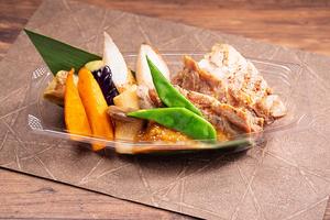 あえん 桜山豚のグリルと素揚げ野菜 麦味噌ソース (2人前)