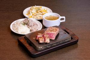 やっぱりステーキ人気No.2 赤身ステーキ 150g【店頭価格にて販売開始！】